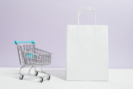 E-commerce Packaging: Unboxing Experience and Sales